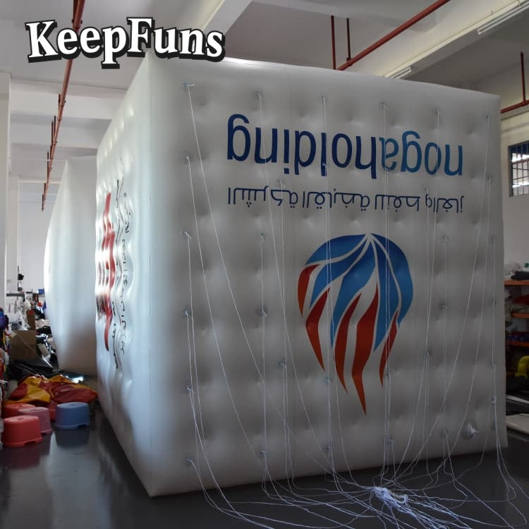 KeepFuns PVC Inflatable Balloons, customizable in size and Logo, made of waterproof and durable materials, suitable for mall decorations, party decorations, theme events, and advertising campaigns.